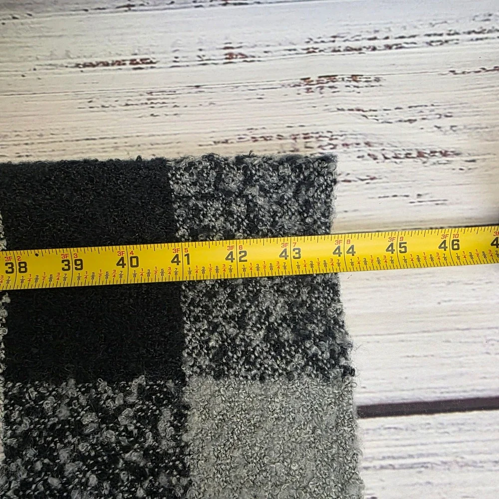 Woolrich Amelia Poncho Wrap‎ Black Grey Plaid Fringe Boucle Knit OSFA NEW